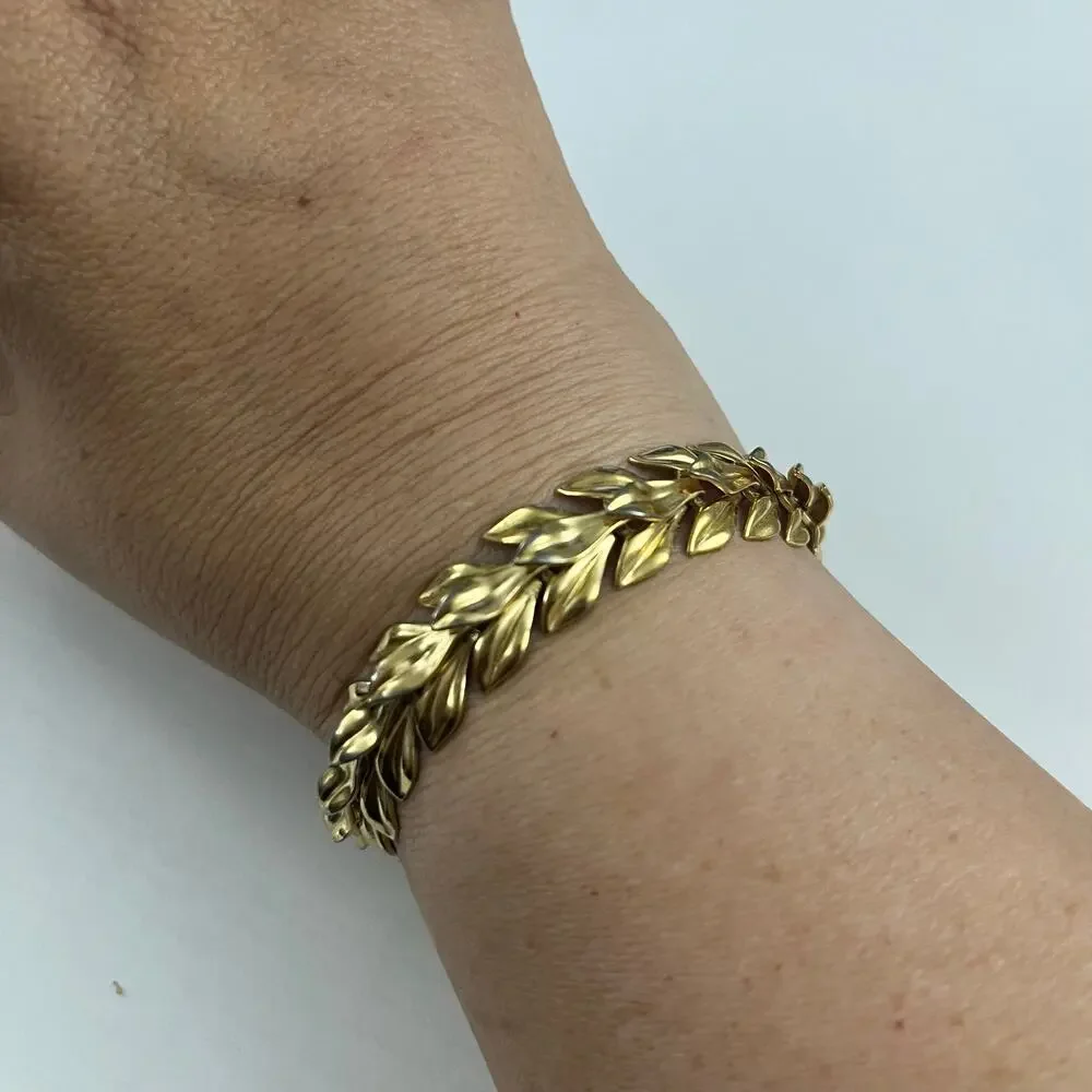 Crown Trifari Vintage Gold Leaf Necklace & Bracelet Set